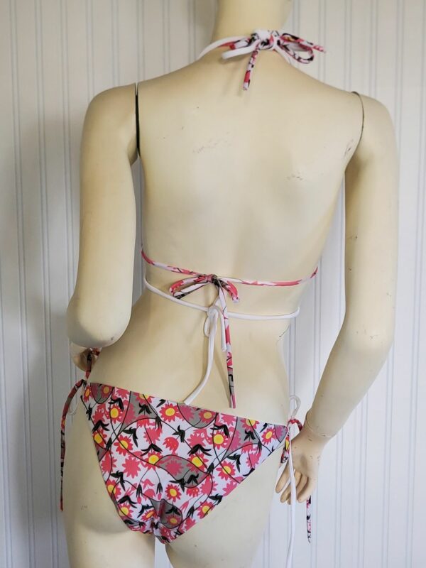 WEEKENDER BIKINI TOP - WHITE FLORAL - Image 8